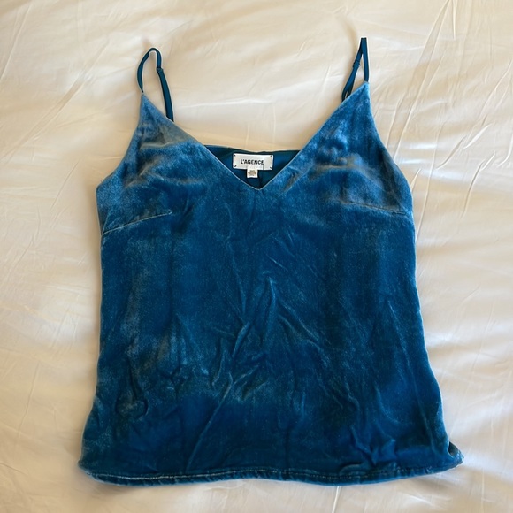 🌟HP🌟 L'AGENCE Gabriella Velvet Camisole in Cortez Blue - Picture 12 of 13